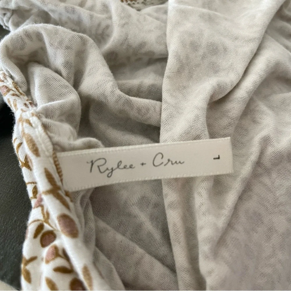 Rylee + Cru Cream Floral Mini Dress - Picture 7 of 7